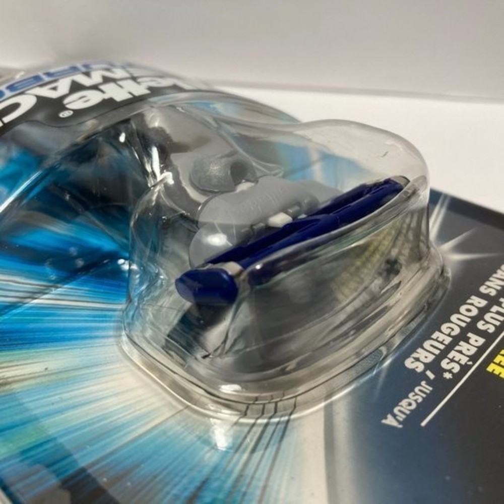 Gillette Mach 3 Turbo Men's Razor - Picture 14 of 16